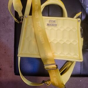 NWOT - Steve Madden Bniko Tote Bag - Lemon